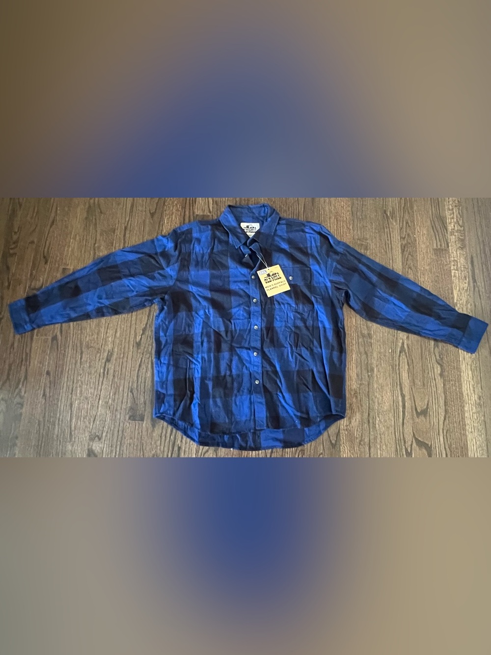 Men’s Blue & Black Plaid Long-Sleeve Button-Down Shirt